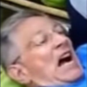 Meet your Posher, Elise